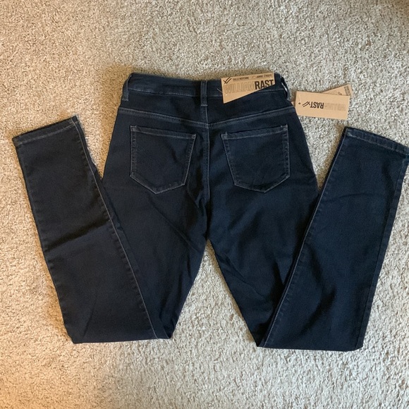 Brand New Mid Rise Dark Wash Jeans - Picture 5 of 6